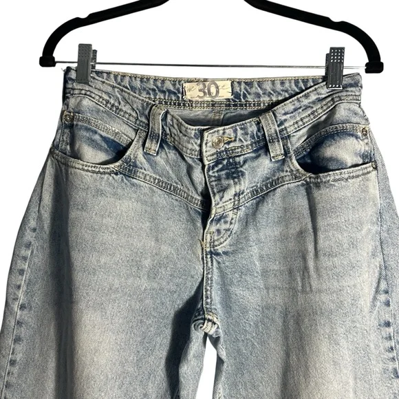We The Free Relaxed Straight Wide Leg Button Fly Crop Jeans Sz 30 - Picture 4 of 12